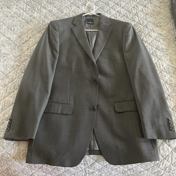 Men suit, jacket 40 size and pants are 36/32 - Picture 1 of 6
